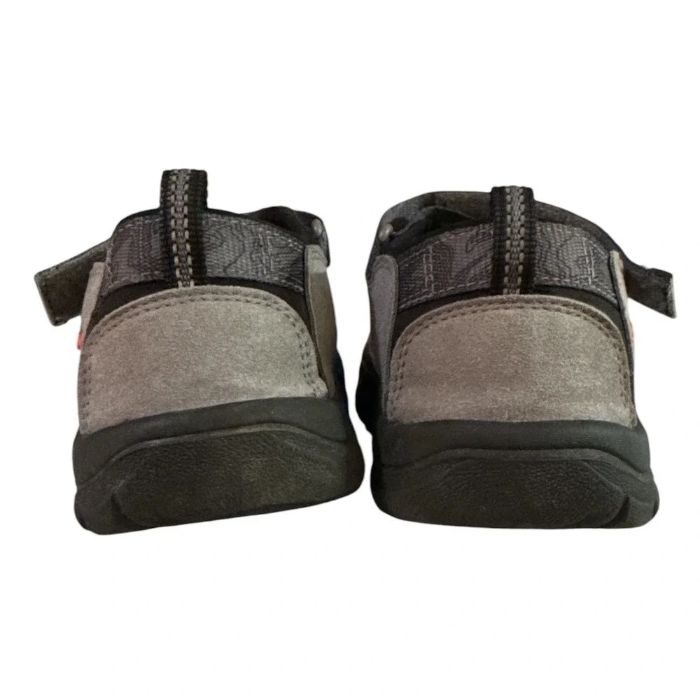Keen Newport H2 Kids Water Sandals Size 4‎